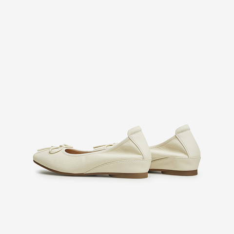 TATA/他她2024春商场同款时尚百搭简约圆头女单鞋新款WZL03AQ4