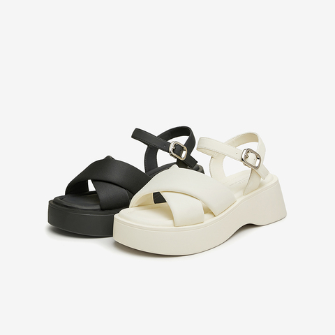 Tata/他她2024夏时尚百搭休闲简约一字带凉鞋女新款WBS04BL4