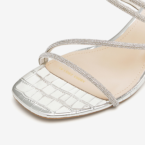 Tata/他她2024夏商场同款简约百搭时尚休闲拖鞋新款XBD03BT4