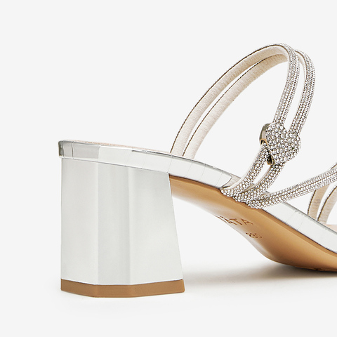 Tata/他她2024夏商场同款简约百搭时尚休闲拖鞋新款XBD03BT4