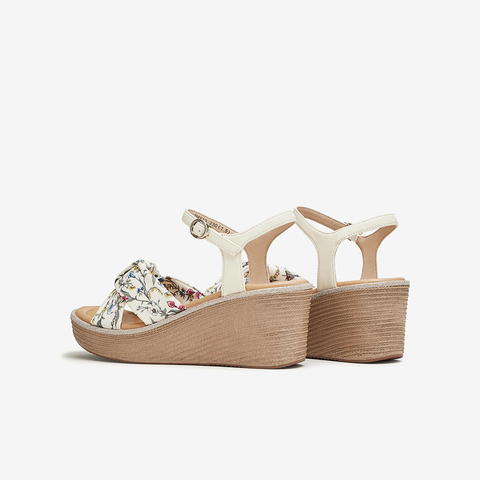 Tata/他她2024夏时尚潮流百搭一字带凉鞋女新款7MY13BL4