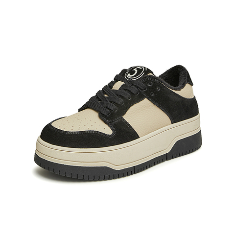 TATA/他她2024春商场同款时尚休闲百搭休闲板鞋女新款WJ601AM4