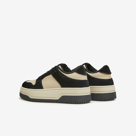 TATA/他她2024春商场同款时尚休闲百搭休闲板鞋女新款WJ601AM4