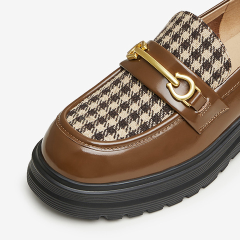 TATA/他她2024春时尚休闲纯色复古厚底圆头女乐福鞋7PJ33AA4