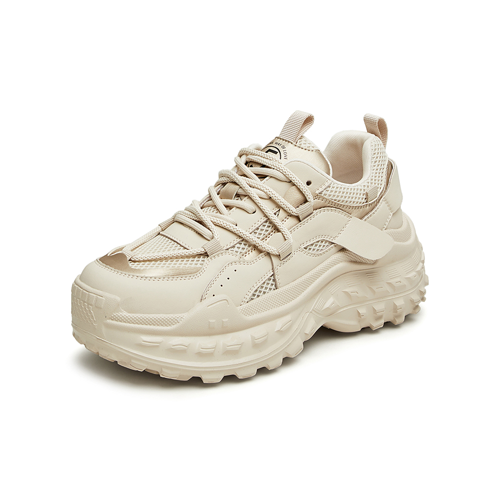 Tata/他她2024夏商场同款时尚简约休闲百搭女鞋新款WZM04BM4