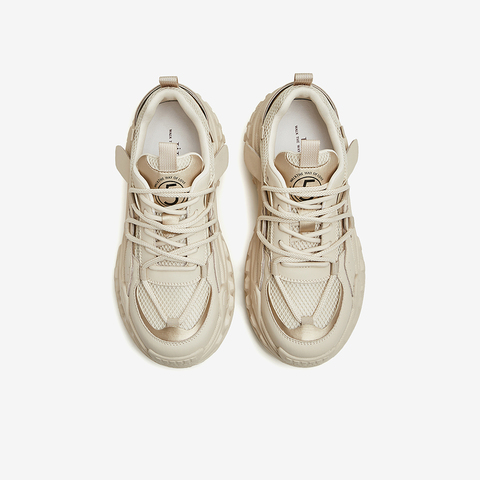 Tata/他她2024夏商场同款时尚简约休闲百搭女鞋新款WZM04BM4