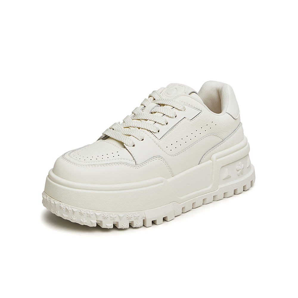 TATA/他她2024秋商场同款女简约学院百搭厚底圆头板鞋GDR01CM4