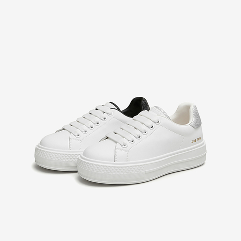 Tata/他她2024秋商场同款时尚休闲板鞋女新款HHW01CM4