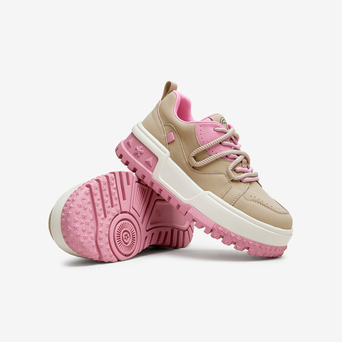 TATA/他她2024秋商场同款时尚休闲女板鞋新款GDR03CM4