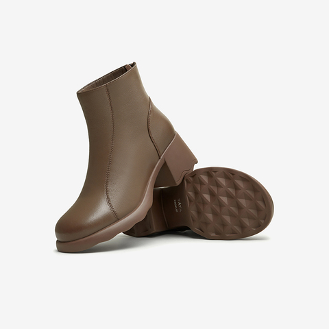 Tata/他她2024冬商场同款时尚休闲时装短靴女新款CBP01DD4