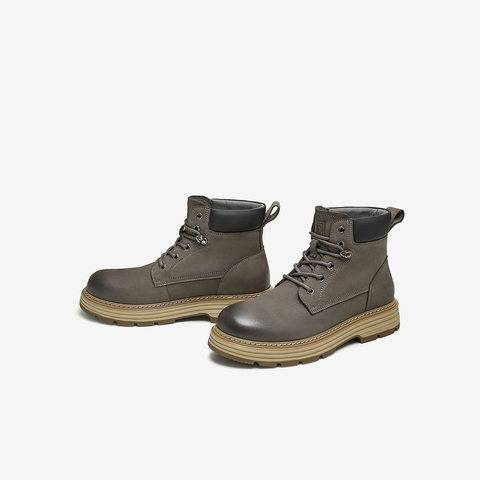 TATA/他她2024冬时尚休闲马丁靴男新款VKJ01DD4