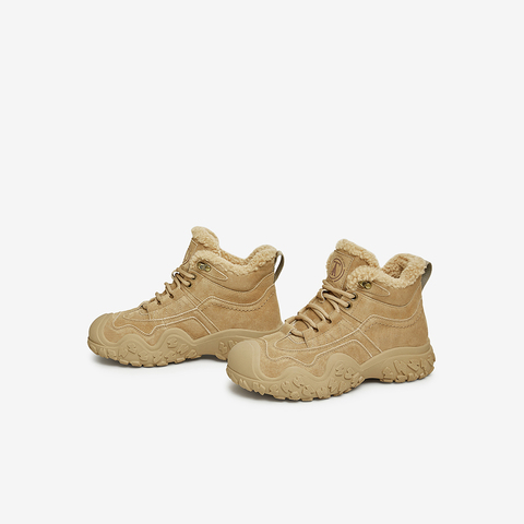 TATA/他她2024冬商场同款时尚休闲运动靴女新款CGM01DD4