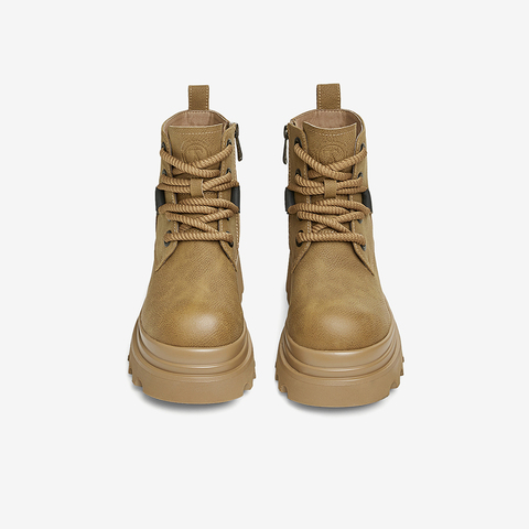 TATA/他她2024冬商场同款时尚休闲马丁靴女新款CGP01DD4