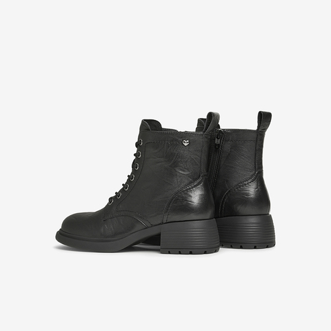 TATA/他她2024冬商场同款时尚休闲马丁靴女新款7C840DD4