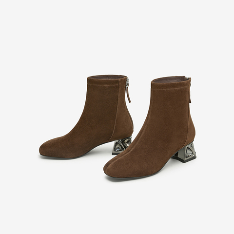 TATA/他她2024冬商场同款时尚休闲时装短靴女新款XJQ01DD4