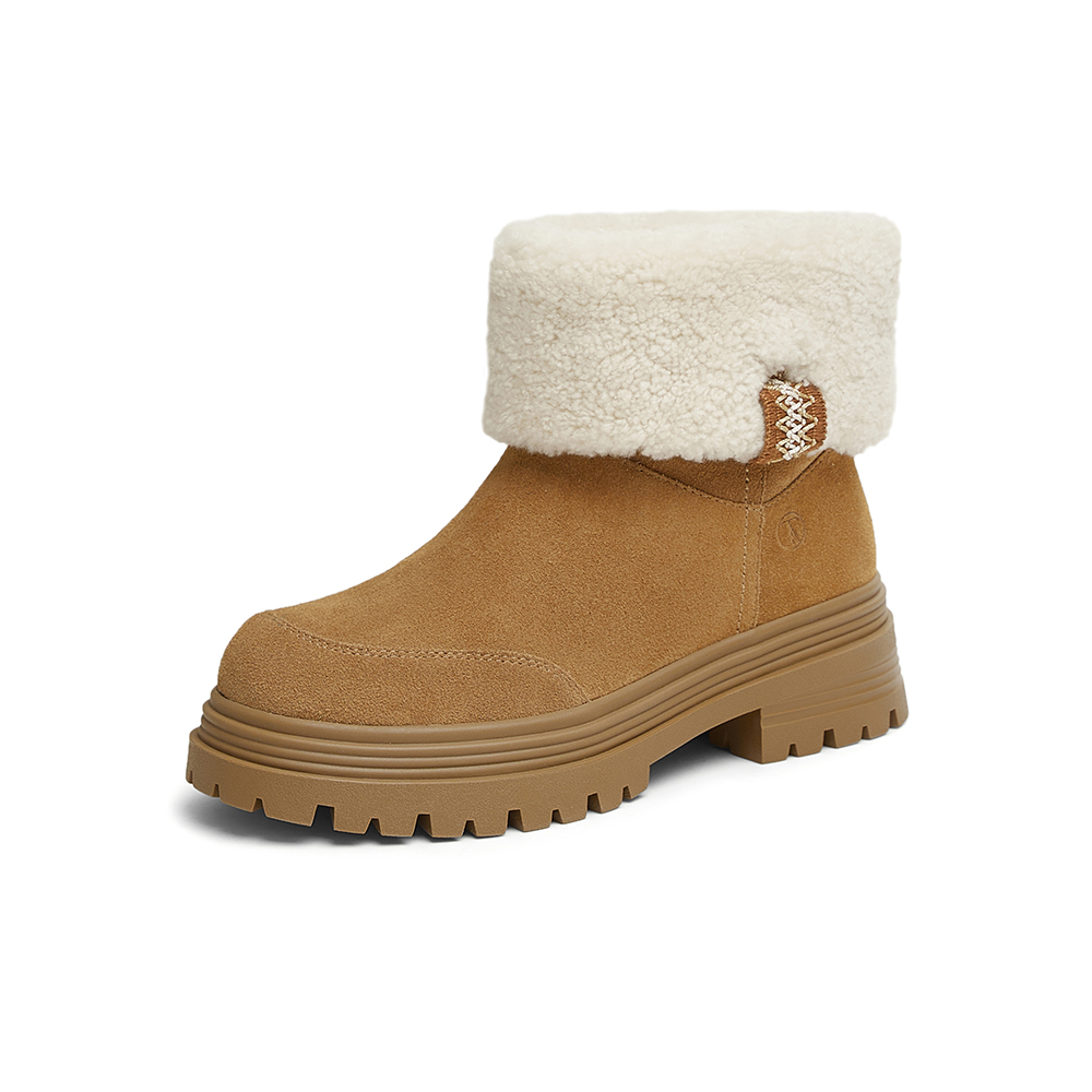 TATA/他她2024冬商场同款时尚休闲雪地靴女新款7D253DD4