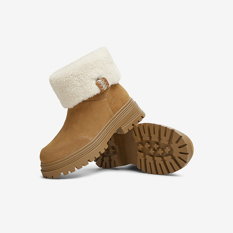TATA/他她2024冬商场同款时尚休闲雪地靴女新款7D253DD4