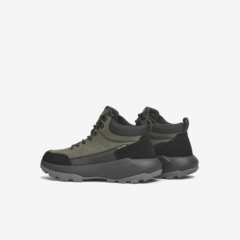 TATA/他她2024冬商场同款时尚休闲休闲运动靴男新款73D40DD4