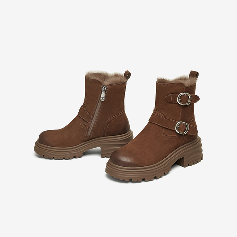 TATA/他她2024冬商场同款时尚休闲时装短靴女新款CZA02DD4