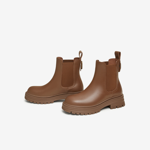 Tata/他她2024冬时尚简约百搭纯色切尔西靴女新WAQA1DD4