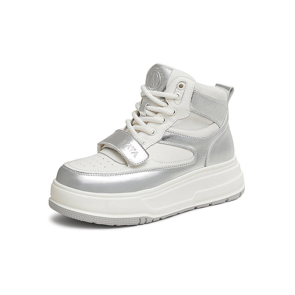 TATA/他她2025春商场同款时尚休闲板鞋女新款CZ901AD5