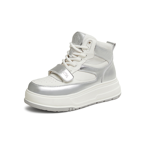 TATA/他她2025春商场同款时尚休闲板鞋女新款CZ901AD5