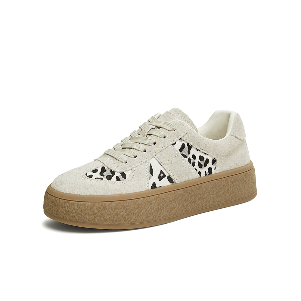 TATA/他她2025春时尚休闲德训鞋女新款GLC01AM5