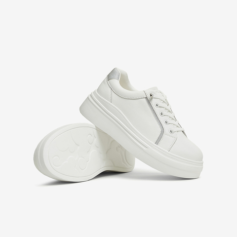 TATA/他她2025春商场同款时尚休闲板鞋女新款CYC01AM5