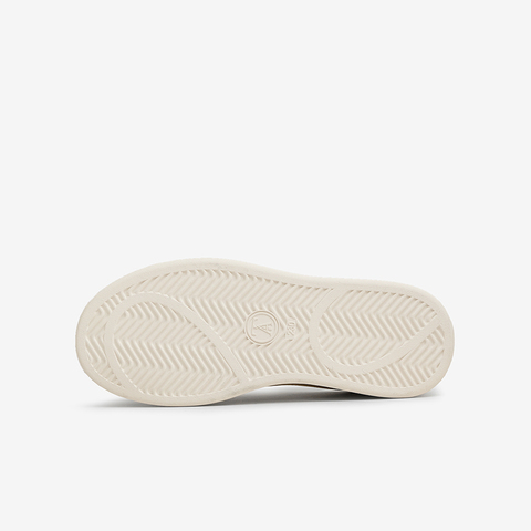 TATA/他她2025春商场同款时尚休闲板鞋女新款SNB01AM5