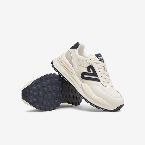 TATA/他她2025春商场同款时尚休闲阿甘鞋女新款GEB02AM5