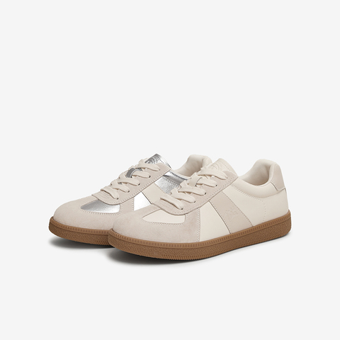 TATA/他她2025春商场同款时尚休闲德训鞋女新款SNK01AM5