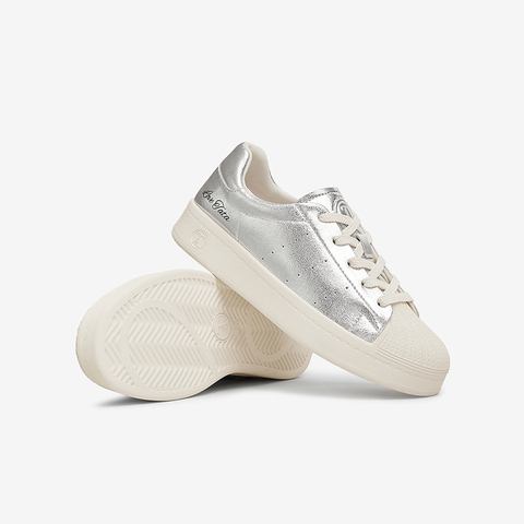 TATA/他她2025春商场同款时尚休闲板鞋女新款SNB01AM5