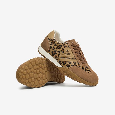 TATA/他她2025春商场同款时尚休闲阿甘鞋女新款CYJ01AM5