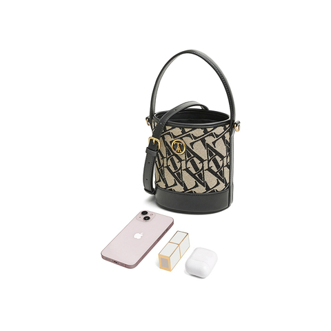 TATA/他她2025春商场同款时尚休闲水桶包女新款X3405AX5