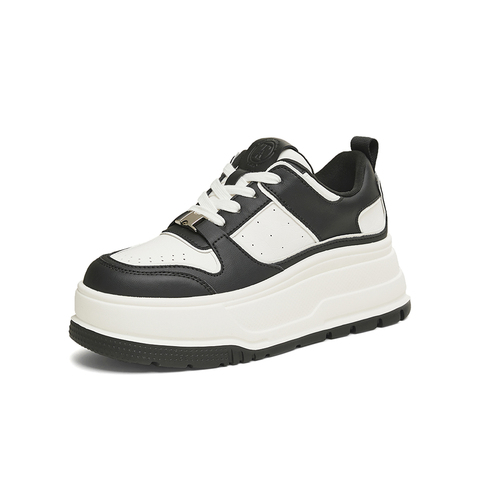 TATA/他她2025春商场同款时尚休闲板鞋女新款GMX01AM5