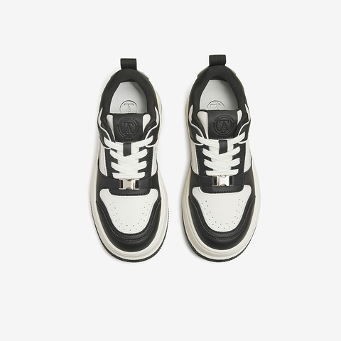 TATA/他她2025春商场同款时尚休闲板鞋女新款GMX01AM5