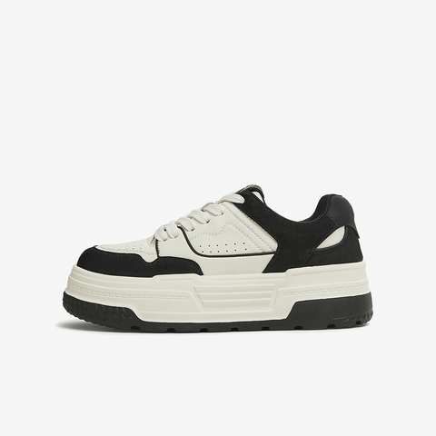 TATA/他她2025春商场同款时尚休闲板鞋女新款SND01AM5