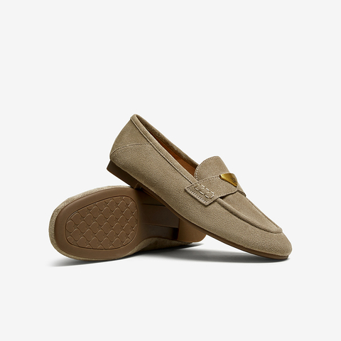 TATA/他她2025春商场同款时尚简约圆头女乐福鞋新款7QCB7AA5