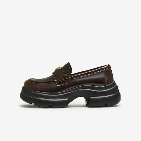 TATA/他她2025春时尚简约休闲圆头女乐福鞋新款7OL29AA5