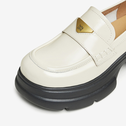 TATA/他她2025春时尚简约休闲圆头女乐福鞋新款7OL29AA5