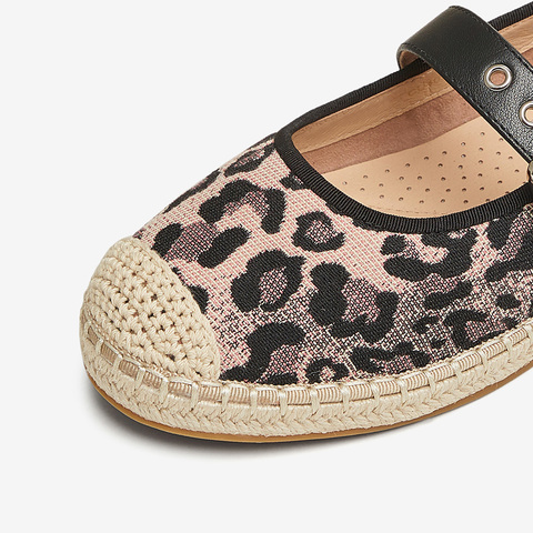 TATA/他她2025春时尚休闲渔夫鞋女单鞋新款CU402AQ5