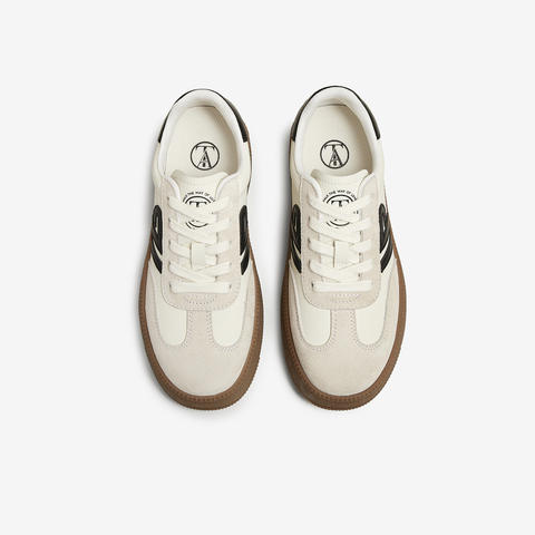 TATA/他她2025春商场同款时尚休闲圆头女鞋新款CWH01AM5