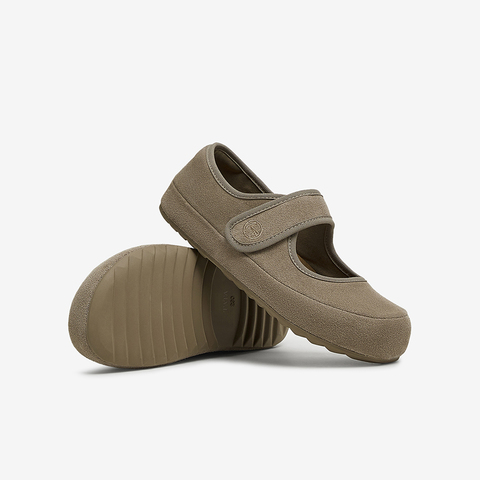 TATA/他她2025春时尚休闲女勃肯鞋新款CS601AQ5