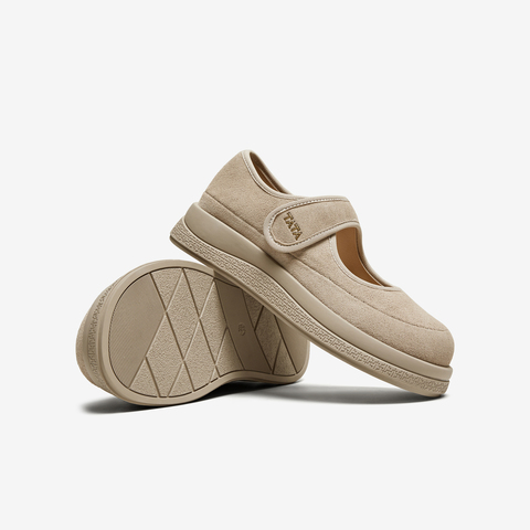 TATA/他她2025秋商场同款浅口女休闲勃肯鞋新款YPF02CQ5