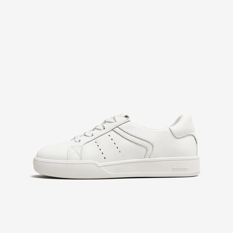 TATA/他她2025秋商场同款时尚休闲女板鞋新款CK701CM5