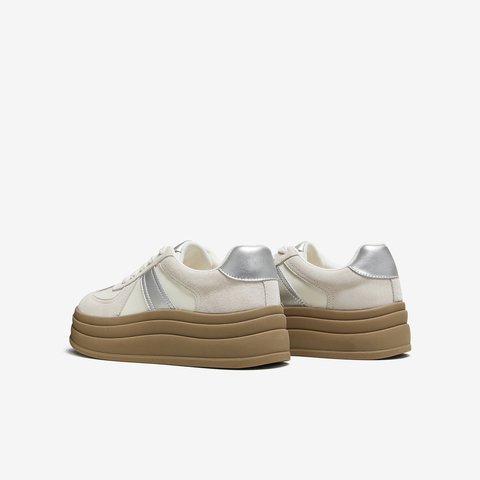 TATA/他她2025秋时尚德训鞋女百搭休闲鞋新款STZ01CM5