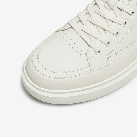 TATA/他她2025秋休闲男士简约百搭板鞋新款VNN01CM5