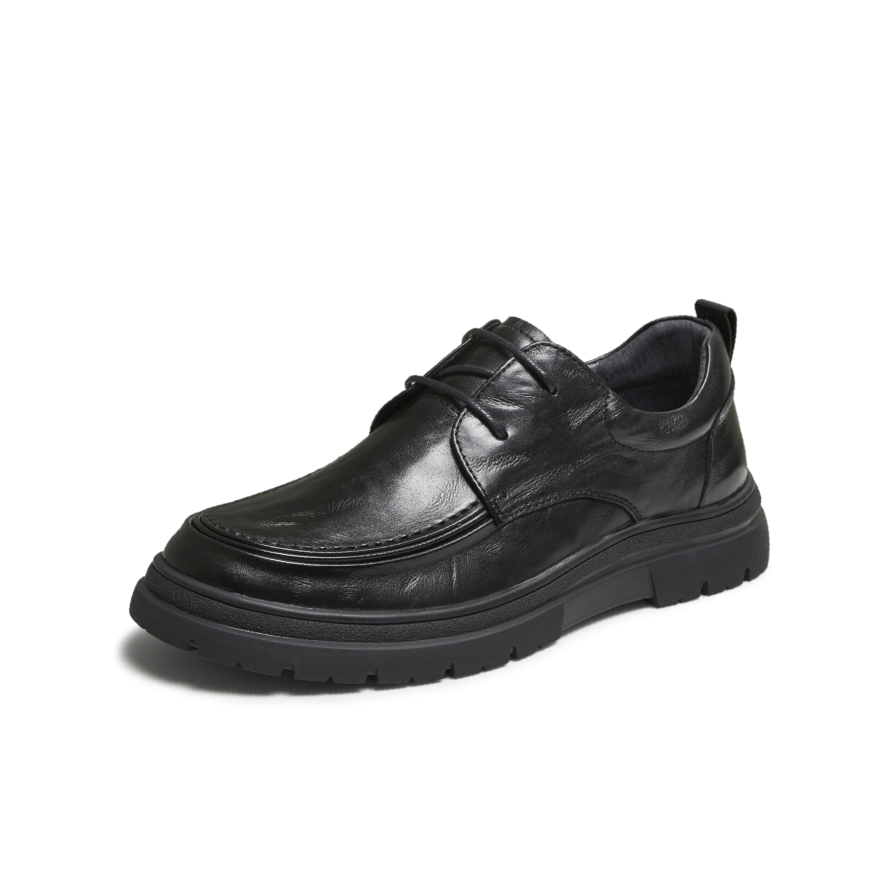 TATA/他她2025秋商场同款纯色舒适百搭休闲皮鞋男新款TGD02CM5