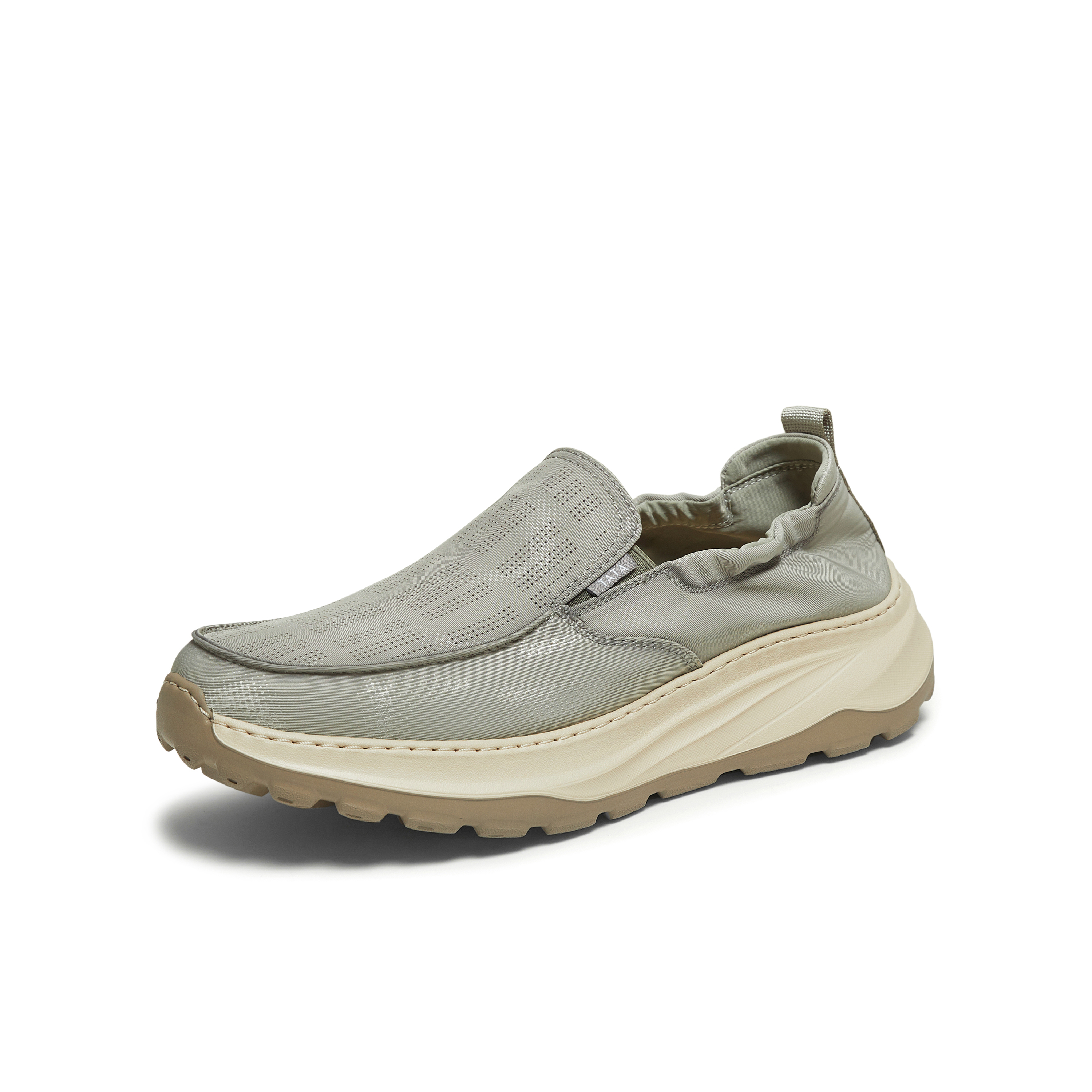 TATA/他她2025秋商场同款舒适百搭休闲男鞋新款VQE01CM5