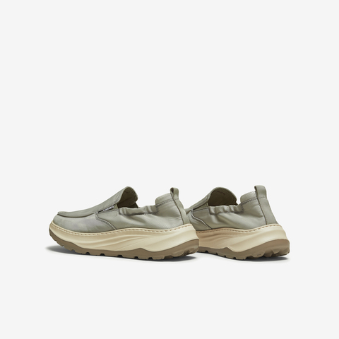 TATA/他她2025秋商场同款舒适百搭休闲男鞋新款VQE01CM5